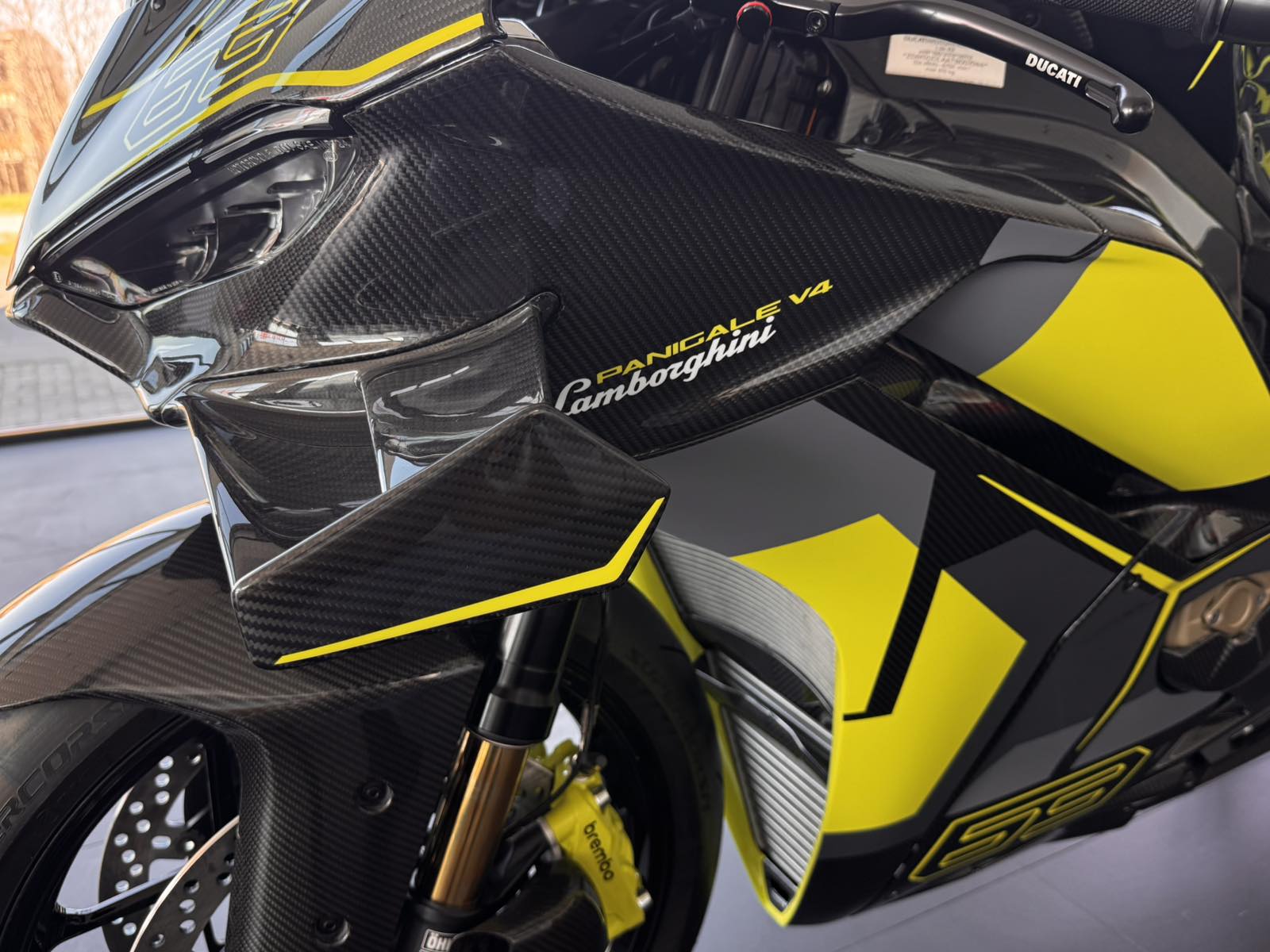 Реткиот Panigale V4 Lamborghini во Скопје, единствениот примерок е веќе продаден!