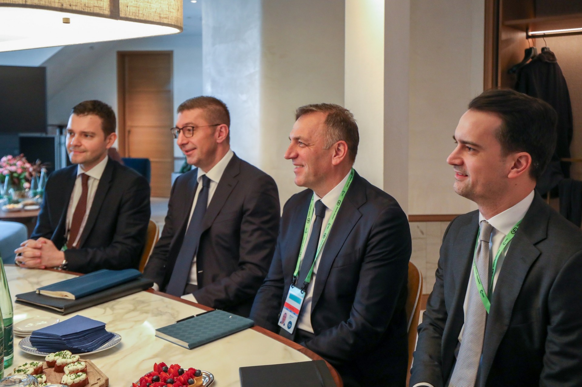 Мицкоски оствари средба со менаџерите на  „Lidl“ и „Kaufland“ во Минхен