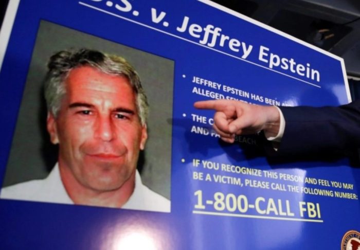 ШОКАНТНИ МЕЈЛОВИ НА ЕПШТАЈН: Околу 1.000 човечки мозоци од починати од Македонија користени во истражување за нов лек во САД