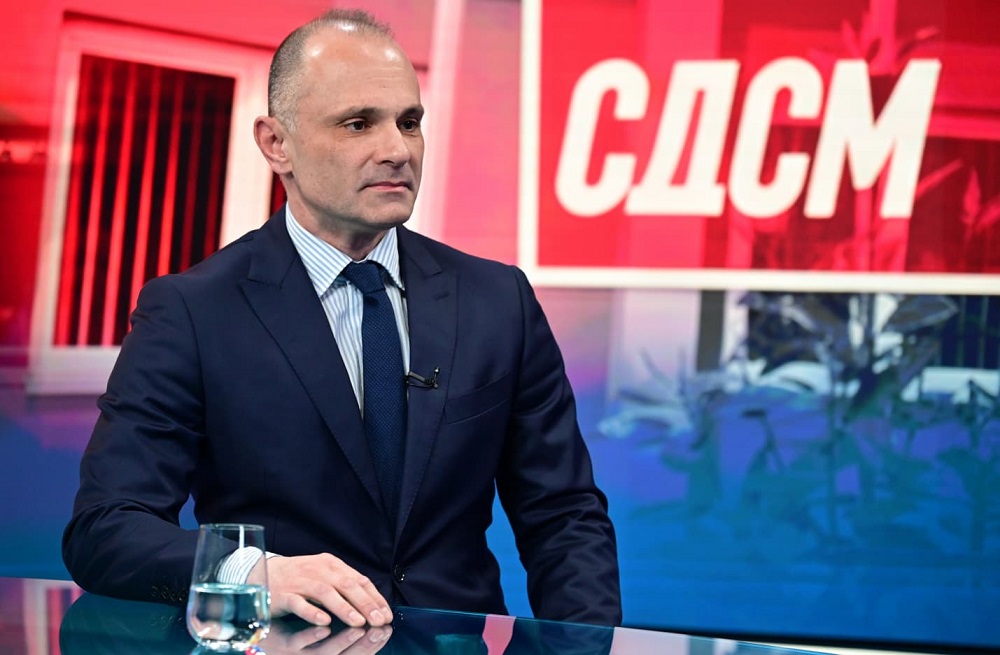 Само црвен килим недостигаше на приведувањето на Груби, вели Филипче