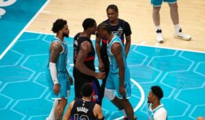 Ваква масовна тепачка немало одамна во НБА, Јокиќ пак промаши шут за победа