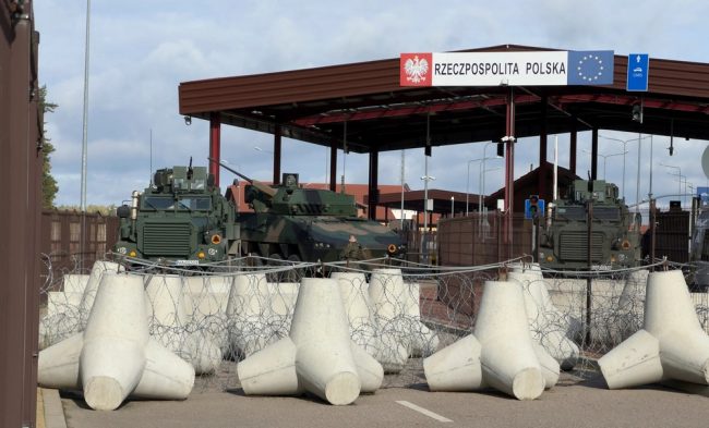 ПОЛСКА ГО НАПУШТИ ДОГОВОРОТ ЗА ЗАБРАНА НА НАГАЗНИ МИНИ, ВЕЛИ ДЕКА Ѝ ТРЕБААТ ЗА ОДБРАНА ОД РУСИЈА