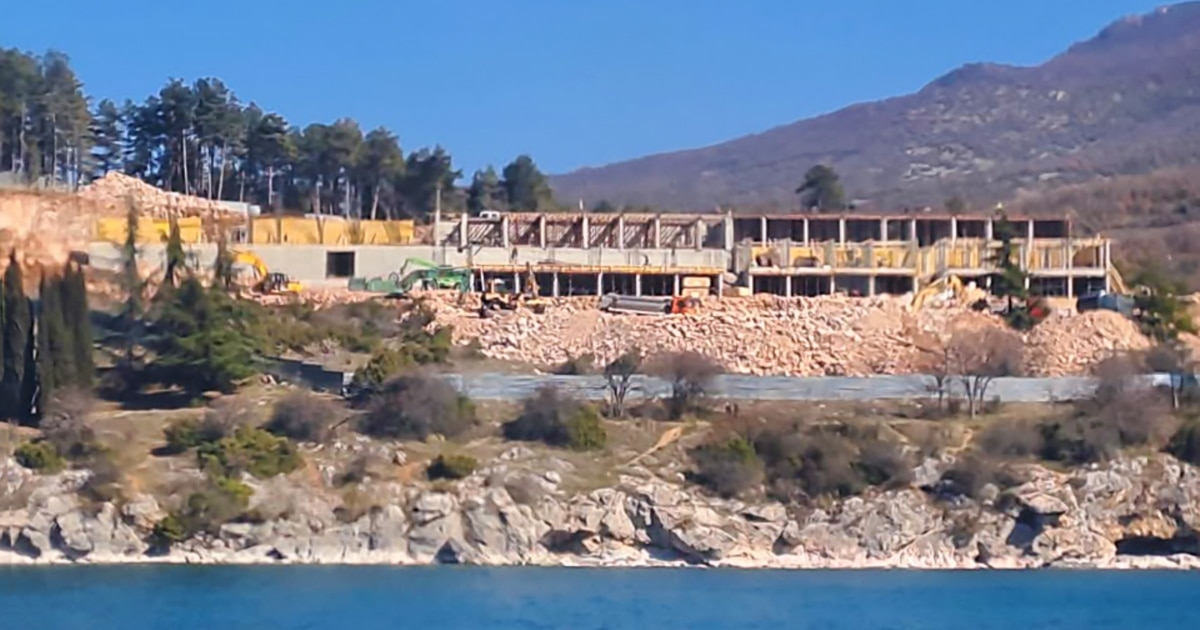 Големите хотели наскоро „објекти од државно значење“?