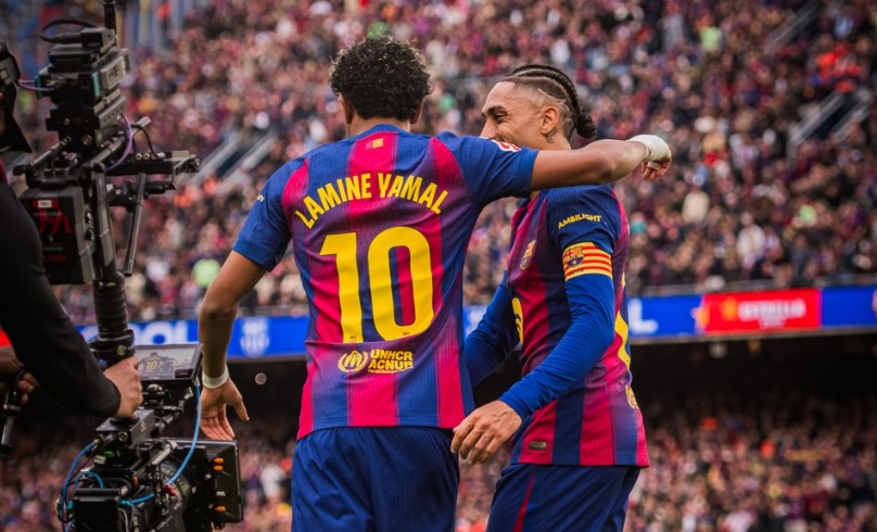 Хет-трик на Јамал во триумфот на Барселона против Вилјареал (ВИДЕО)