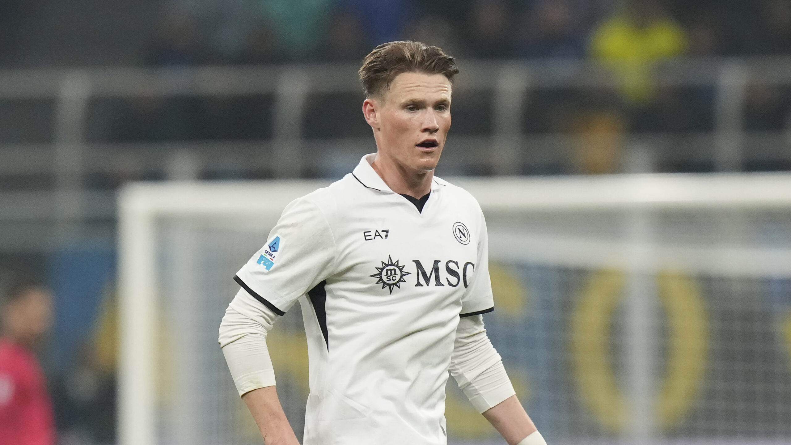 Нов договор за Скот Мектономинеј за повеќе пари