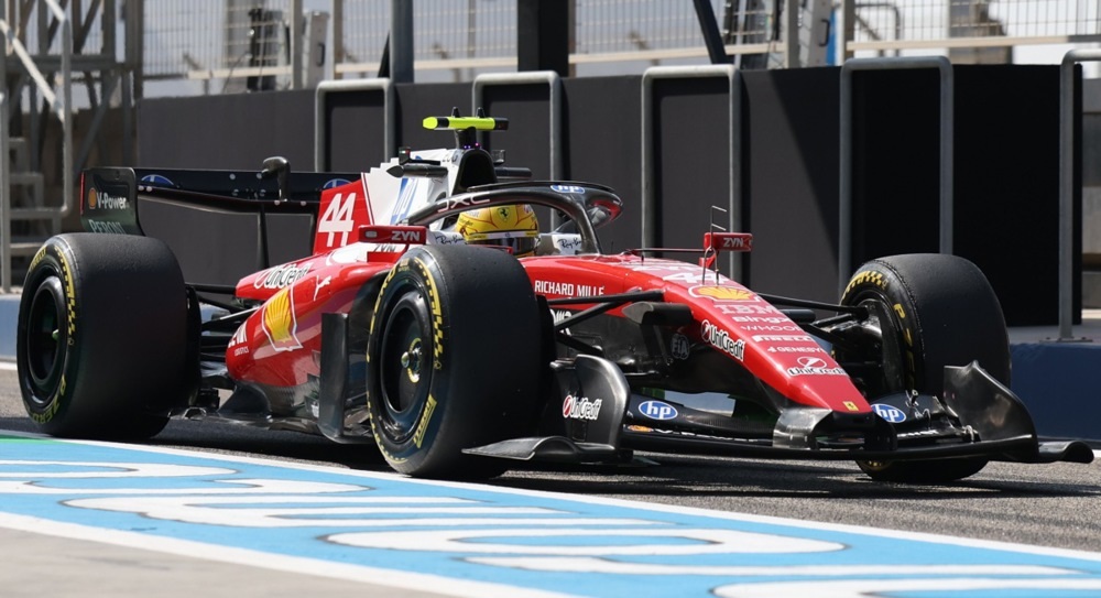 (Видео) Ферари со задното крило ја шокира Формула 1