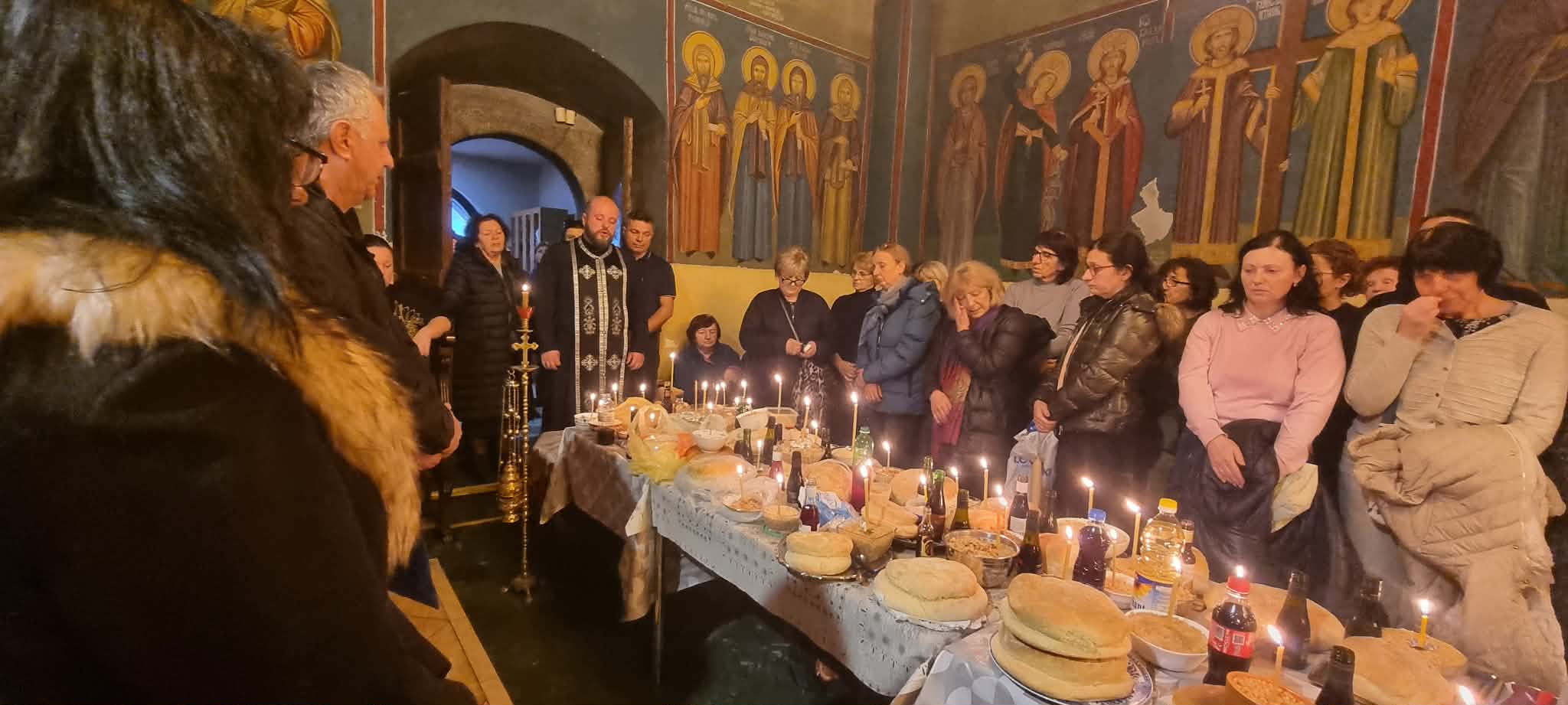 (ФОТО) Отслужен парастос за упокоените во црквата Св. Никола , Долна Влашка Маала