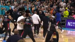 ВИДЕО: Хаос и тепачка во НБА – мораше да реагира и полицијата