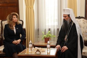 Бугарскиот патријарх и Синодот индиректно застанаа зад Радев
