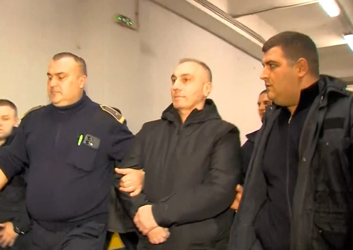 На Артан Груби му е одреден куќен притвор и одземање на патна исправа