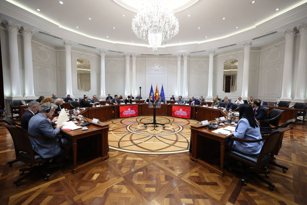 Мицкоски: Повеќе од 50 предмети за висока корупција кои со години биле затскриени се во постапка