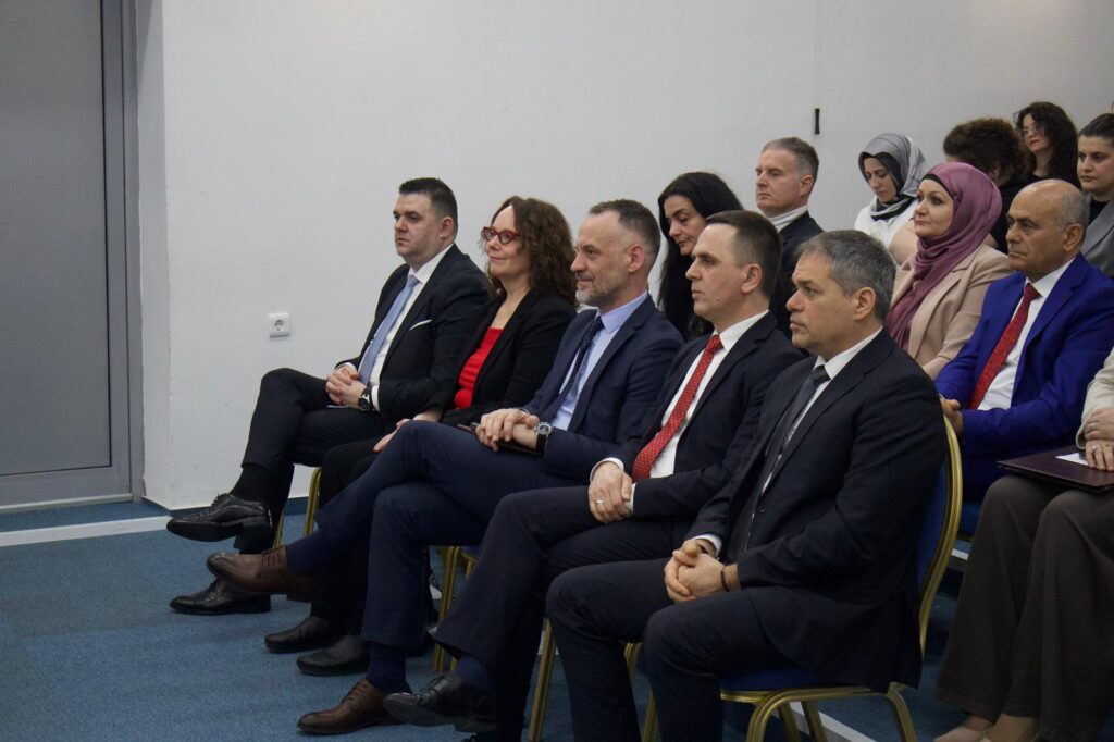 Фетаи: Албанскиот јазик истраен пред секој предизвик