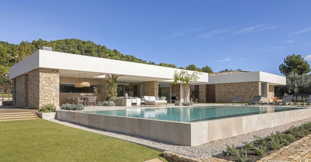 Медитерански сон од камен: Простор што се користи без напор