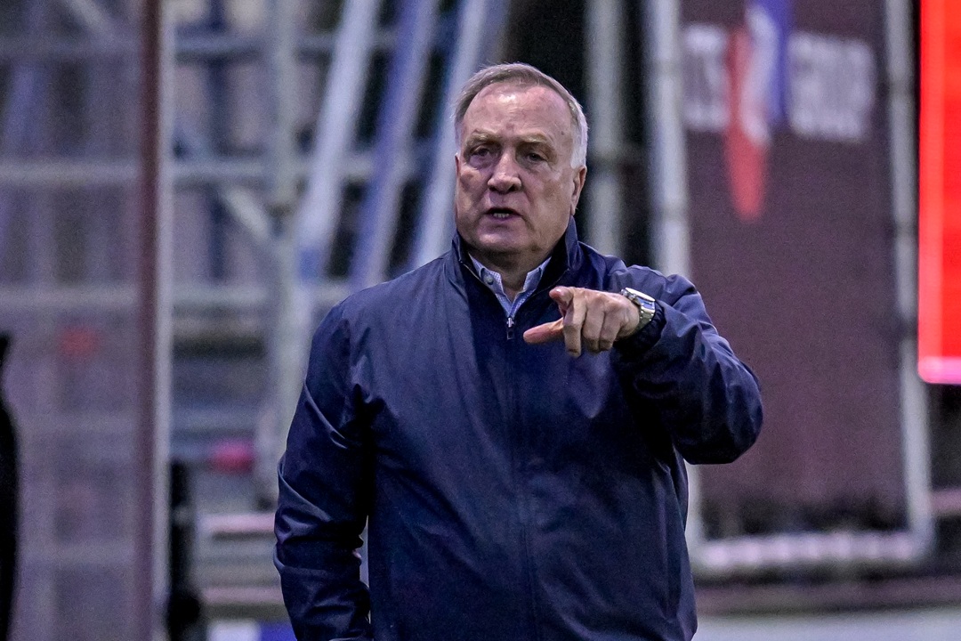 Го одведе Курасао на Мундијалот, ама нема да го води таму – поднесе оставка за да биде крај болната ќерка