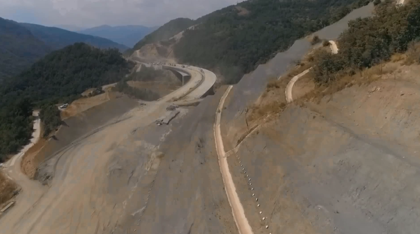 Дополнителни 186 милиони евра и нов рок за автопатот Кичево–Охрид