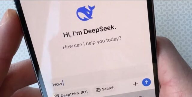 Кинеските AI чет-ботови избегнуваат политички прашања, ја менуваат темата или ги повторуваат официјалните ставови