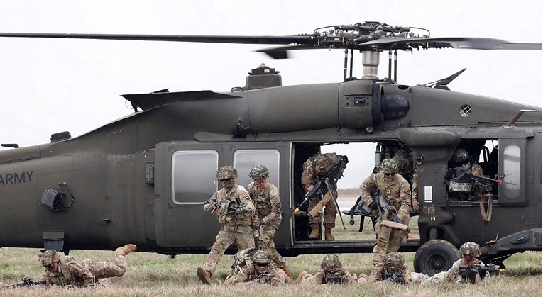 Иран тврди дека 201 лице загинало во нападите; САД: Нема американски жртви