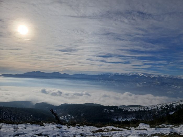 ЛИЦЕНЦИ ЗА НОВИ ВОДИЧИ НА ПЛАНИНА: Планинари од Македонија, Грција, Албанија и Косово успешно ја завршиле обуката