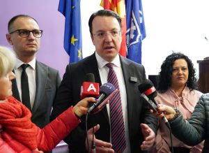 (Видео) Јахорина: Детето кое падна од жичарата претрпе сериозни повреди