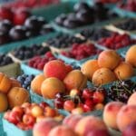 Ќе скокнат ли цените на летното овошје пред да стигне на тезгите?