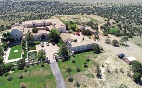 На две фирми од Велешта им е забрането да вршат ископ во близина на изворите за вода за пиење во Шум