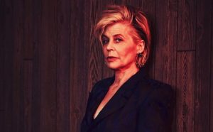 (ФОТО) Искрено признание – Линда Хамилтон открила како деменцијата на нејзината мајка влијаела на нејзината улога во серијата: „Ѝ оддадов почит!“