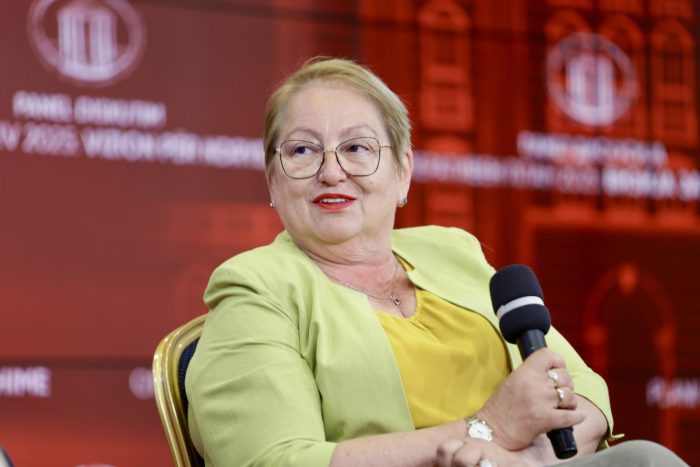 ЈАНЕВСКА: Нема потреба од повлекување на законот за високо образование, нема многу забелешки, сите разумни ќе бидат прифатени