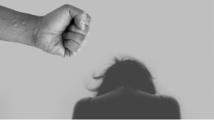 Препознајте ја на време – Што е емоционална злоупотреба и како да се справите со неа