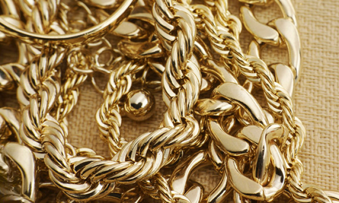 Му продал лажен златен накит за 800 евра – измамен скопјанец