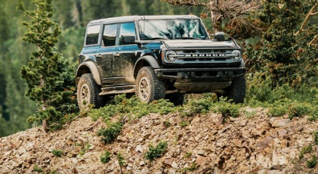 „Форд“ објави пад на кварталната добивка од околу 50 отсто