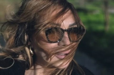 Од почеток до крај: Лила без и со шминка – еве како тоа изгледа