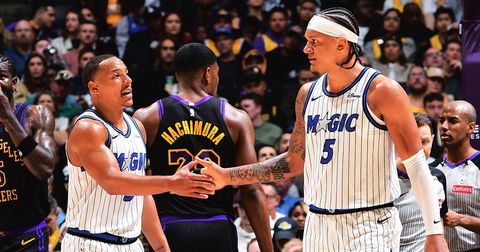 ВИДЕО: Леброн промаши тежок шут за победа, Орландо слави во Лос Анџелес