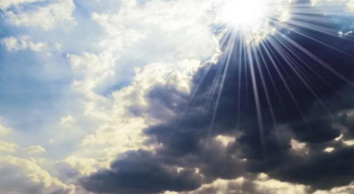 Променливо облачно со сончеви периоди, од утре ќе има заладување со нови пообилни врнежи