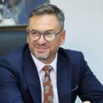 Сојузот на синдикатите и работодавците да седнат на преговарачка маса и да се договорат за минималната плата, вели Ристески