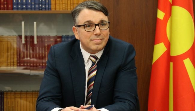 КАКО ТОА ВО ЗАТВОР НЕ МОЖЕ ДА СЕ ГАРАНТИРА БЕЗБЕДНОСТ НА ПРИТВОРЕНО ЛИЦЕ, ПРАША МИНИСТЕРОТ ЗА ПРАВДА ФИЛКОВ ПО НАВОДИТЕ НА ОБВИНИТЕЛСТВОТО ДЕКА АНБ ТАКА РЕКЛА ЗА ГРУБИ