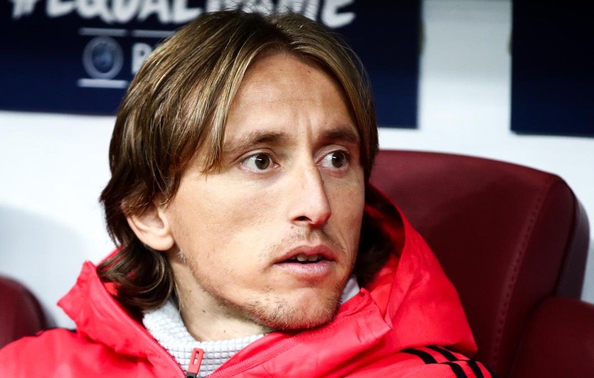 Од бегалски хотел до врвот на светот: како човек од Балканот успева „надвор“ (лекцијата на Лука Модриќ)