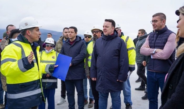 НИКОЛОСКИ: Забрзано се гради автопатот Гостивар – Букојчани, прв пат градежништвото во независна Македонија бележи раст од 21 отсто