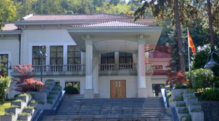 ТОМОВСКИ: Легализирана е претседателската вила на Водно, наскоро ќе има решение и за имоти на бившата ЈНА во повеќе градови