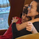 Досега необјавени фотографии од синот на Северина: Пејачката на емотивен начин го одбележа 14. роденден на Александар