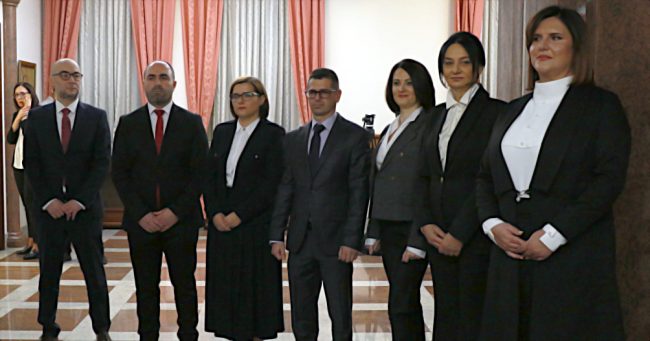 ЦВЕТА РИСТОВСКА ПОДНЕСЕ ОСТАВКА ОД АНТИКОРУПЦИСКАТА КОМИСИЈA ПОРАДИ СОМНЕЖИ ОКОЛУ НЕЈЗИНАТА РАБОТА