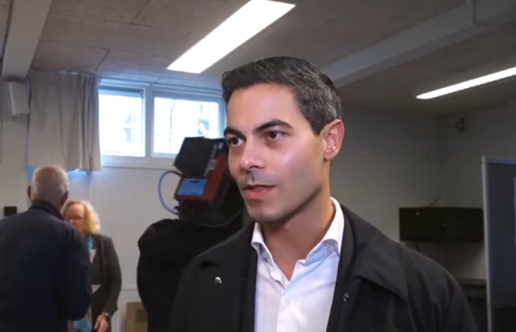 Холандија официјално го доби својот прв геј премиер