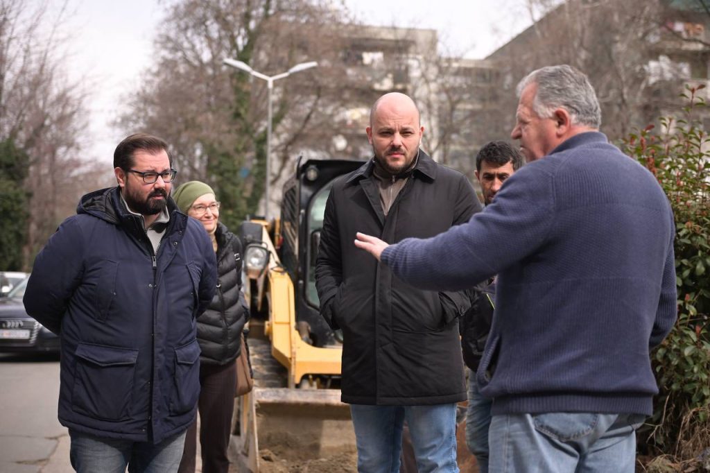 Општина Бутел започна изградба на 40 пешачки и пристапни патеки во Скопје Север