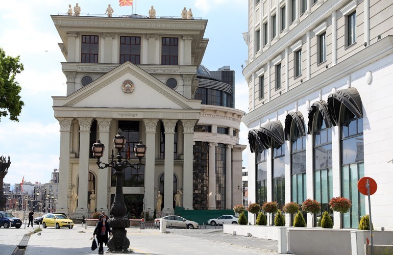 473 македонски државјани побарале помош – се разгледуваат опции за евакуација