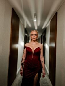 (Видео) Тамара Волческа не брои до 3 – ново, смело и најзрело издание на нашата пејачка