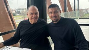 Легендарниот тренер на Челси, специјален гостин на Брера