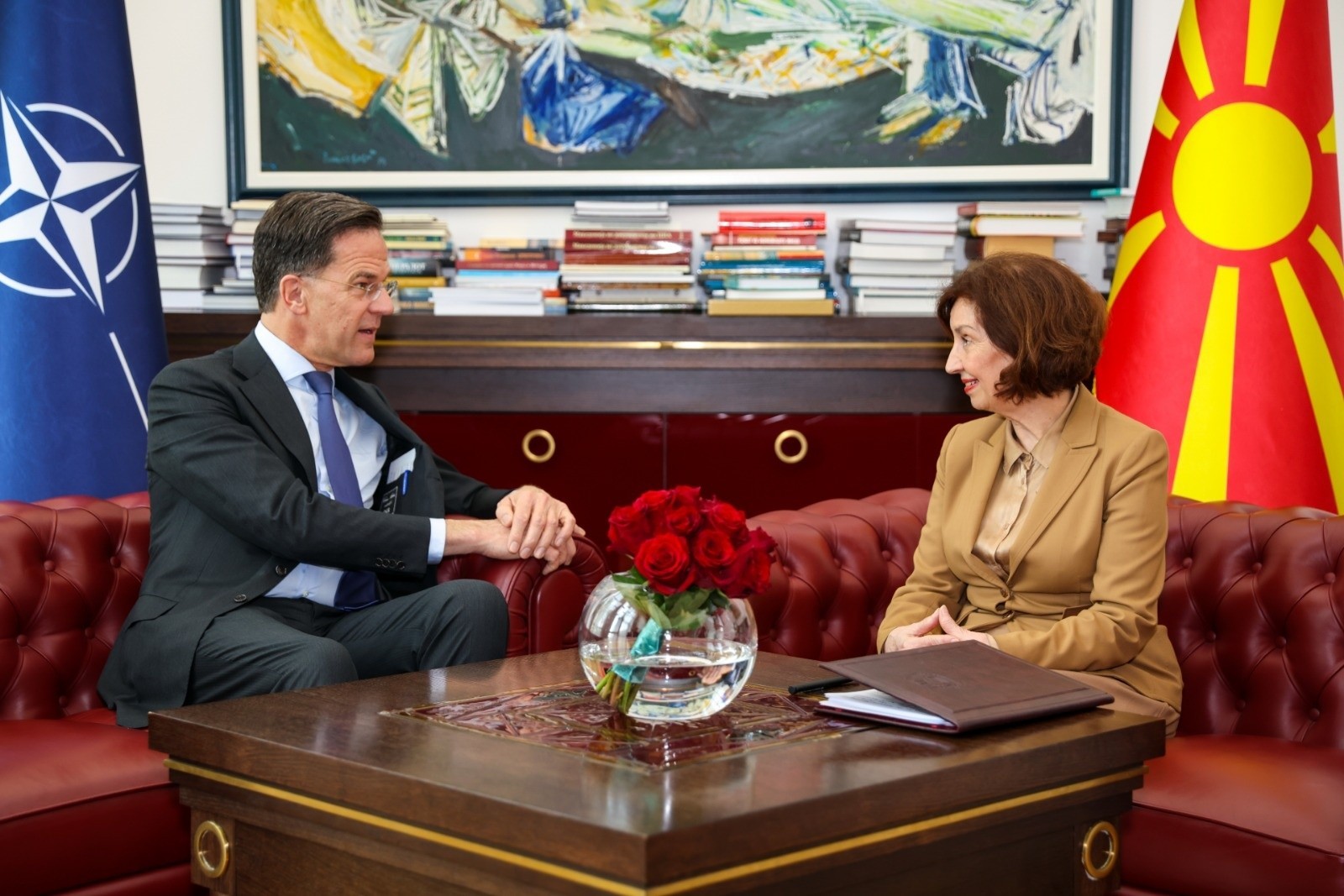 Какви пораки испрати Руте од Скопје?