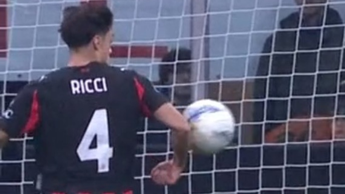 Излезе и официјално објаснување зошто раката на Ричи не било пенал за Интер