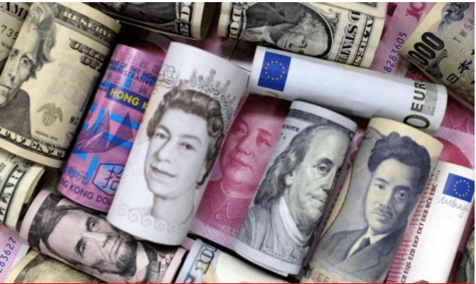 Глобалната неизвесност го зајакнува доларот – eврото и јенот се под притисок