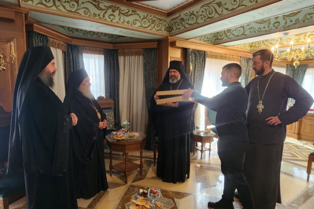 Георгиј и Партениј го осветија новиот конак во Рајчица