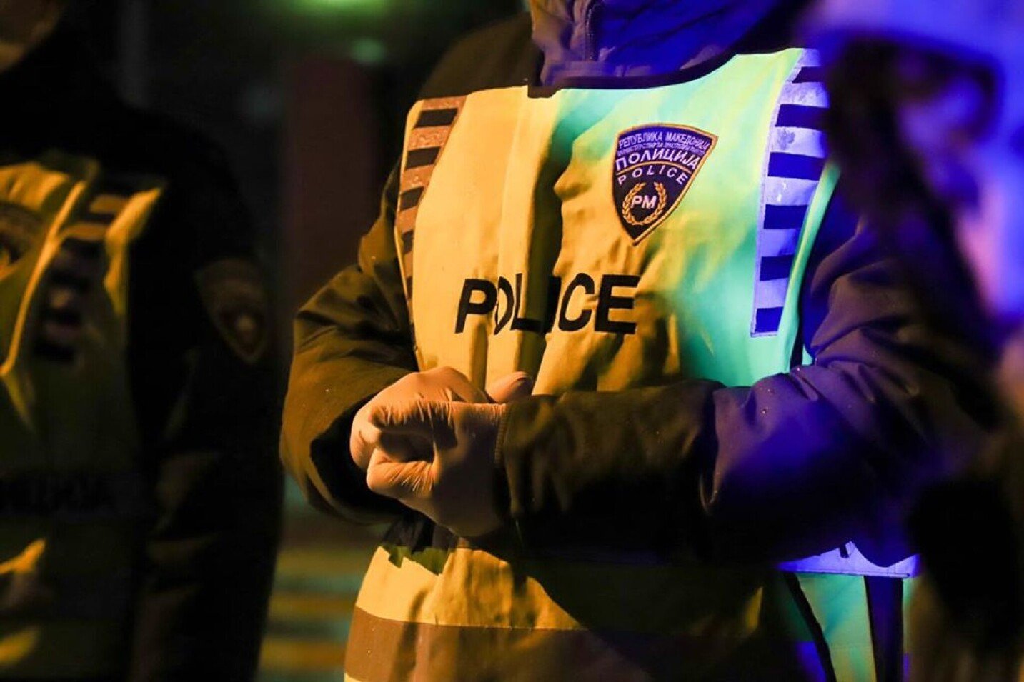 Независниот синдикат на полицијата обвинува: Лица кои нападнаа двајца полицајци пред дискотека се ослободени